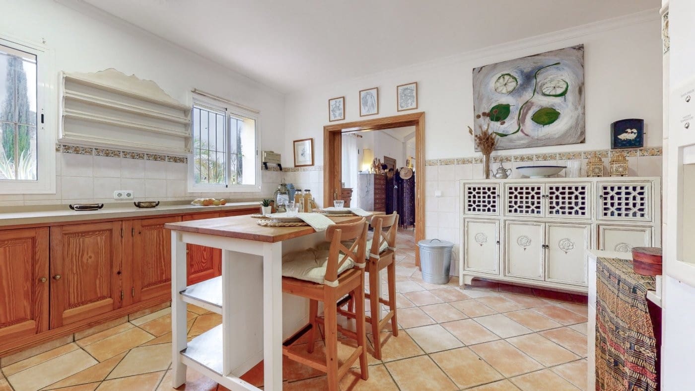 6 soveværelse Villa til salg i San Martin del Tesorillo med swimmingpool garage - € 1.900.000 (Ref: 9027368)