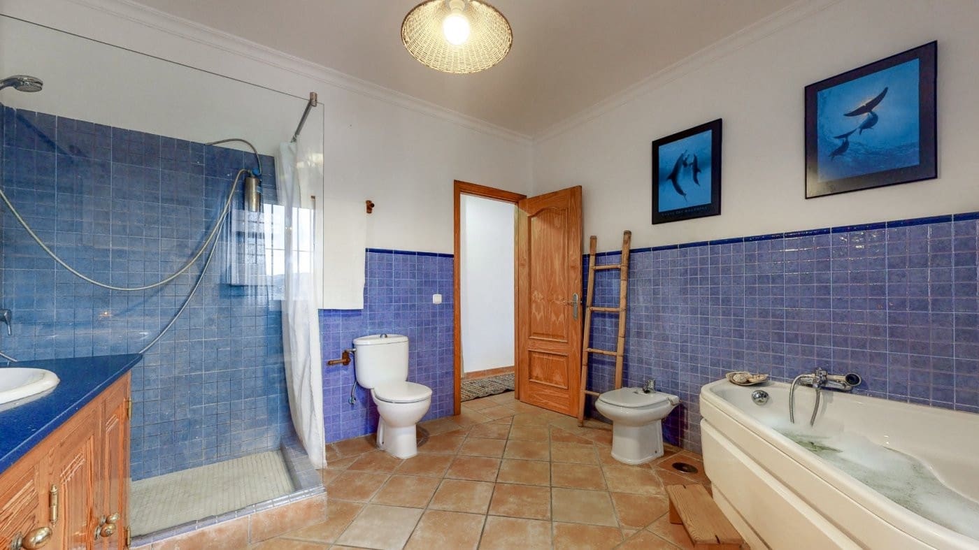 6 soveværelse Villa til salg i San Martin del Tesorillo med swimmingpool garage - € 1.900.000 (Ref: 9027368)