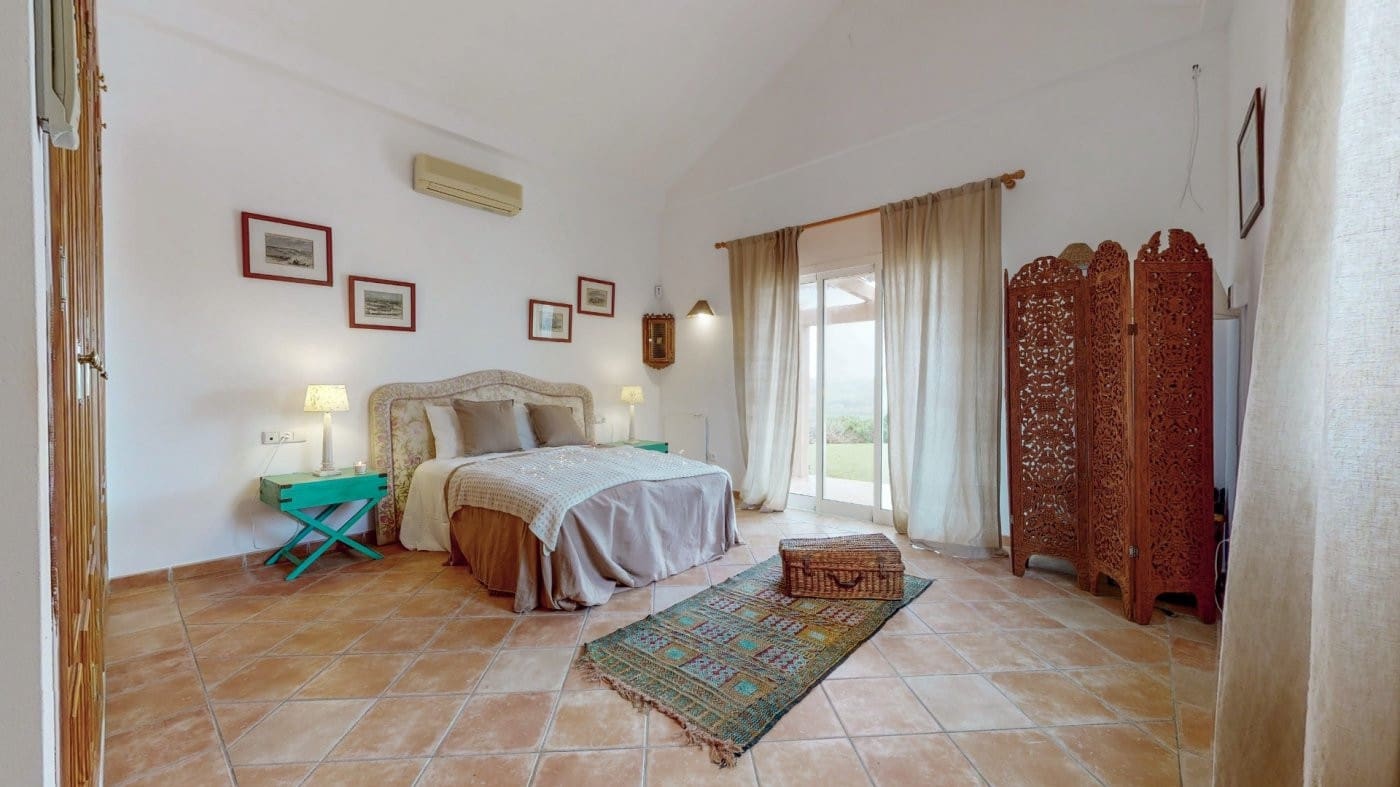 6 soveværelse Villa til salg i San Martin del Tesorillo med swimmingpool garage - € 1.900.000 (Ref: 9027368)