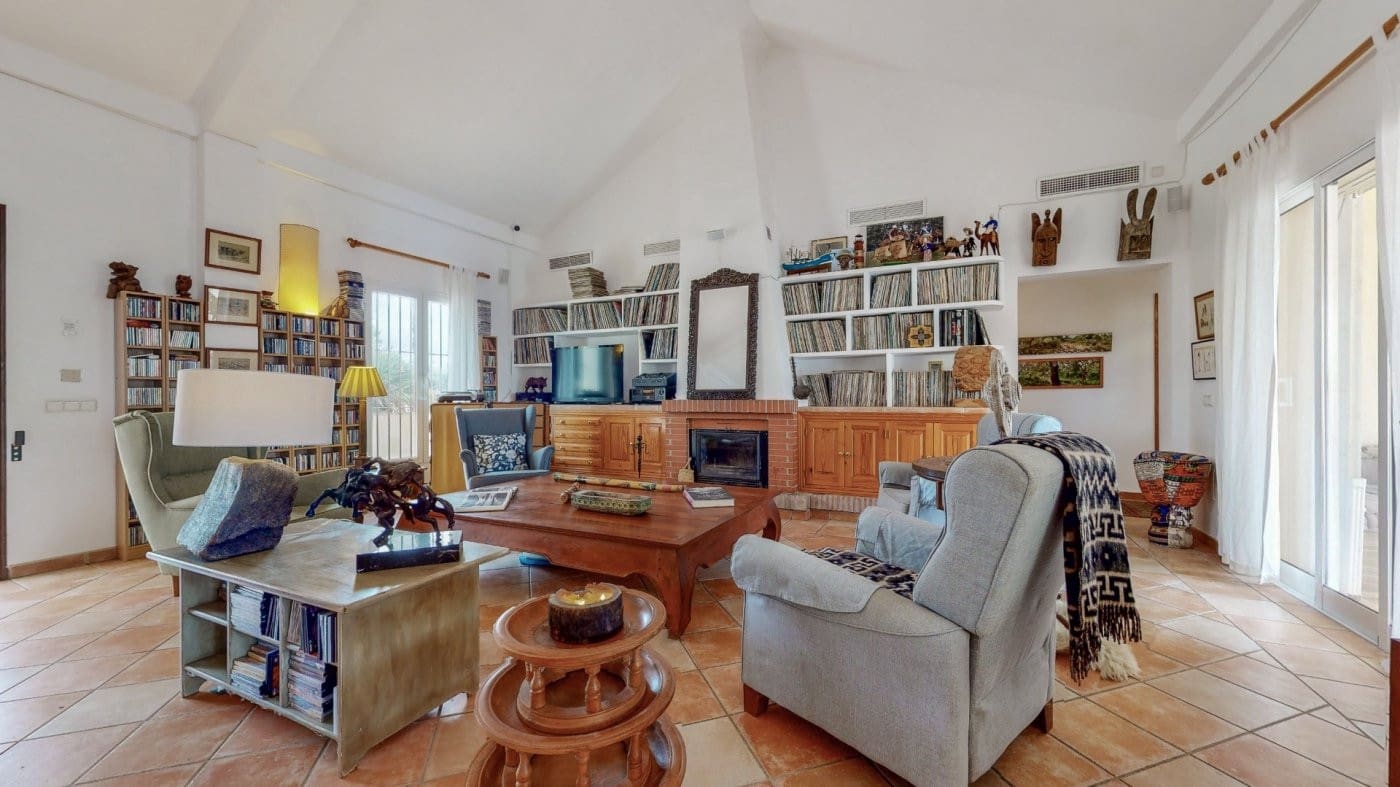 6 soveværelse Villa til salg i San Martin del Tesorillo med swimmingpool garage - € 1.900.000 (Ref: 9027368)