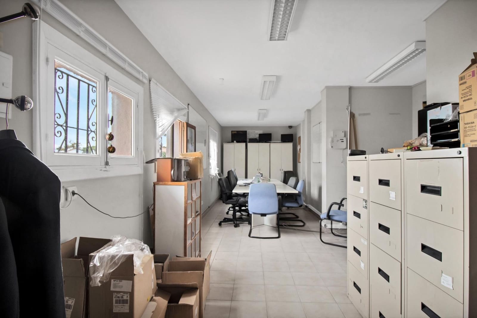 Villa for sale in Marbella with garage - € 1,300,000 (Ref: 9027371)