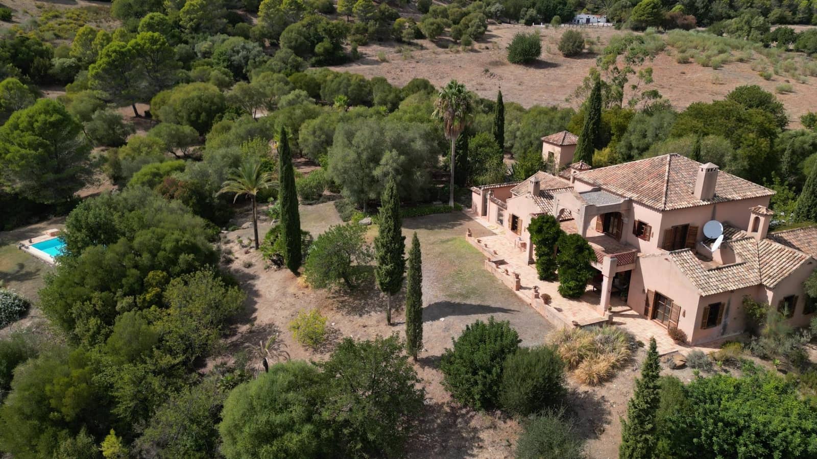 5 sypialnia Finka/Dom wiejski na sprzedaż w Gaucin z basenem - 2 500 000 € (Ref: 9027373)