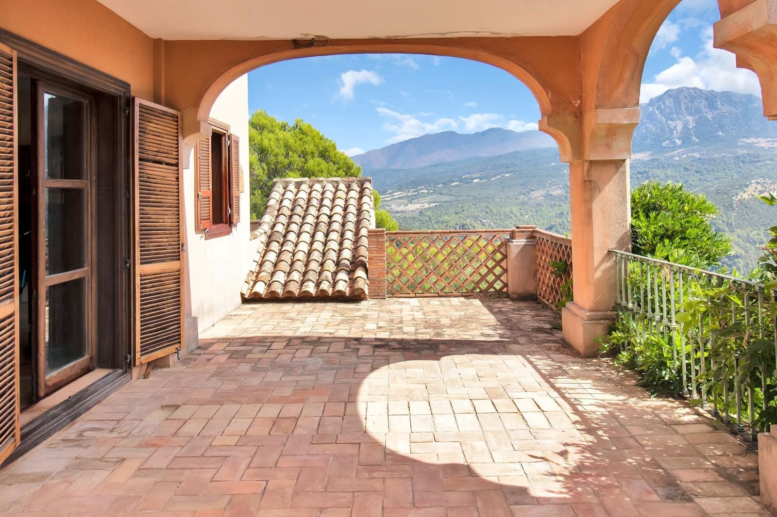 5 sypialnia Finka/Dom wiejski na sprzedaż w Gaucin z basenem - 2 500 000 € (Ref: 9027373)