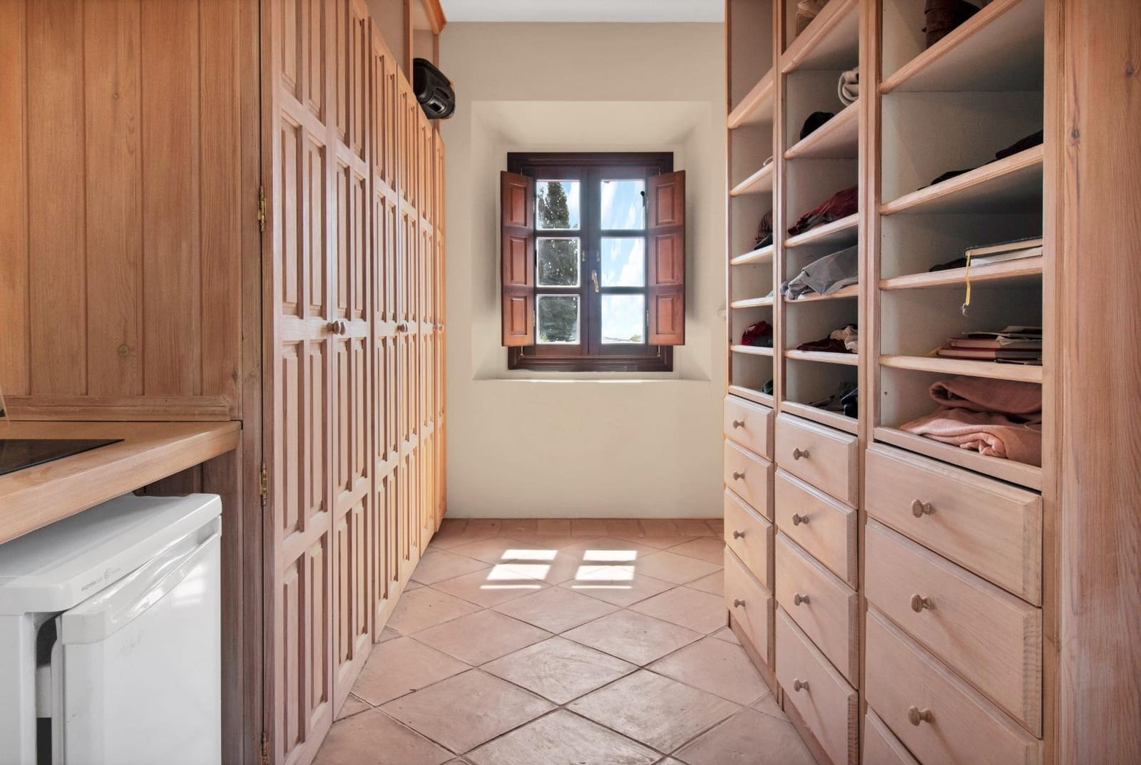 5 sypialnia Finka/Dom wiejski na sprzedaż w Gaucin z basenem - 2 500 000 € (Ref: 9027373)