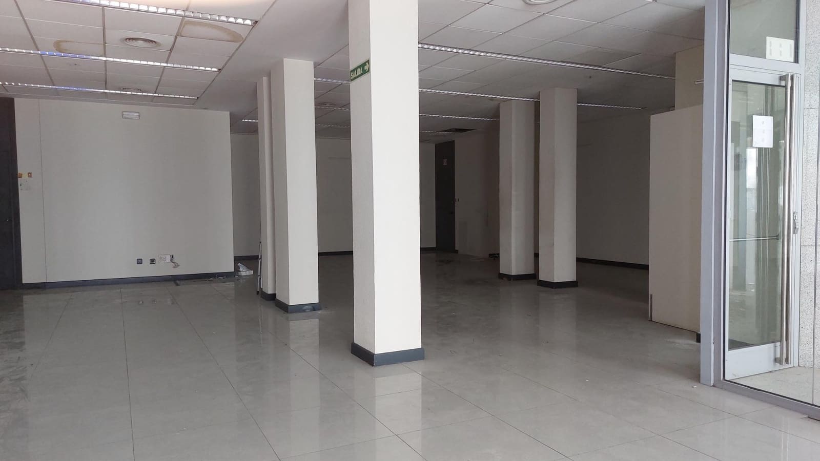 Commercial for sale in Marbella - € 895,000 (Ref: 9027376)