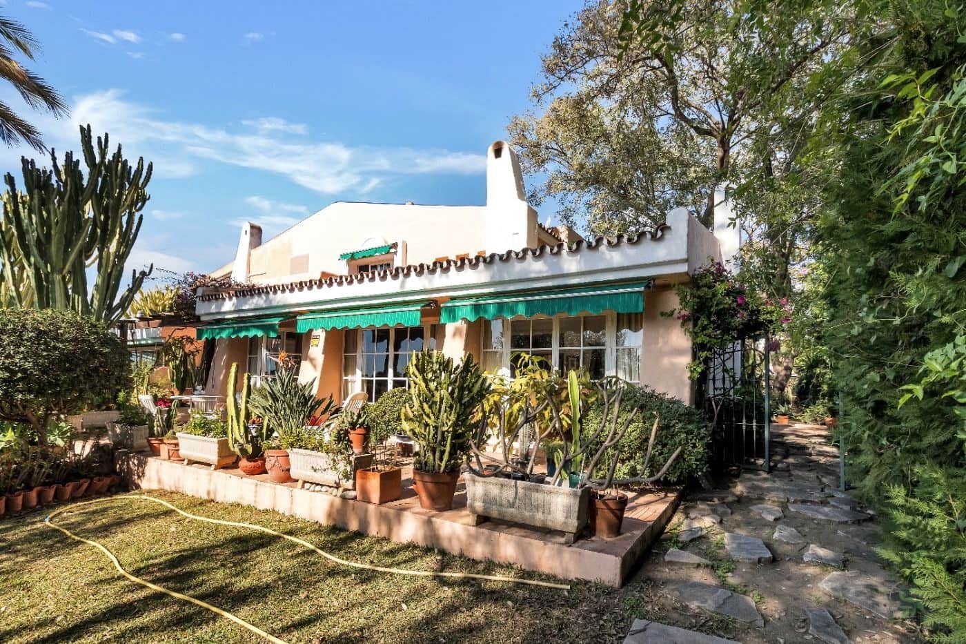 7 chambre Villa/Maison à vendre à Estepona avec piscine garage - 2 650 000 € (Ref: 9046235)