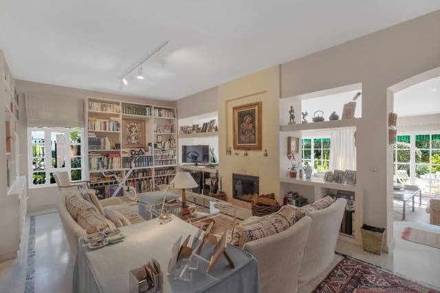 7 chambre Villa/Maison à vendre à Estepona avec piscine garage - 2 650 000 € (Ref: 9046235)