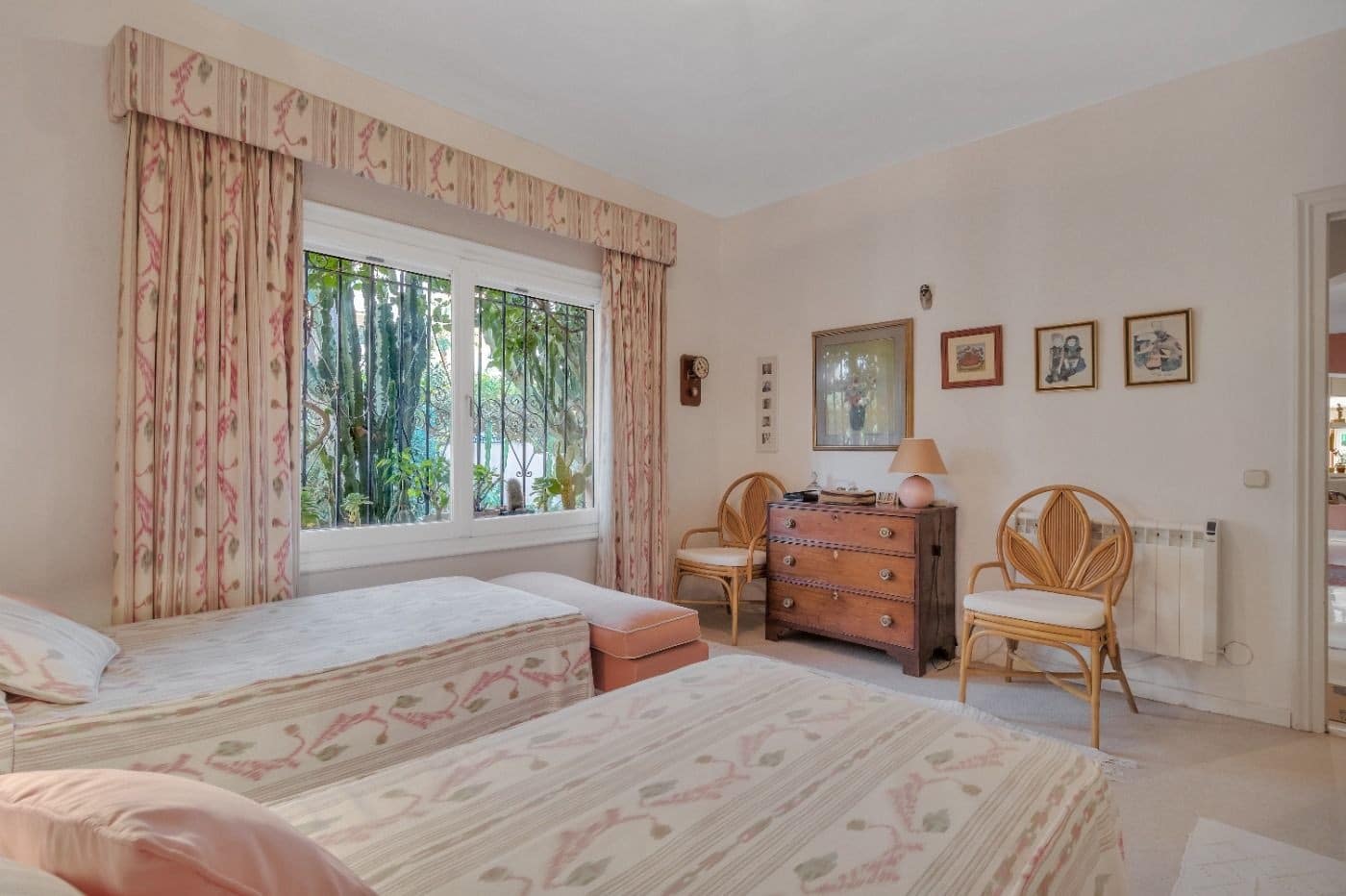 7 chambre Villa/Maison à vendre à Estepona avec piscine garage - 2 650 000 € (Ref: 9046235)