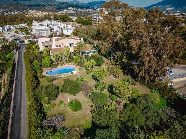 7 chambre Villa/Maison à vendre à Estepona avec piscine garage - 2 650 000 € (Ref: 9046235)
