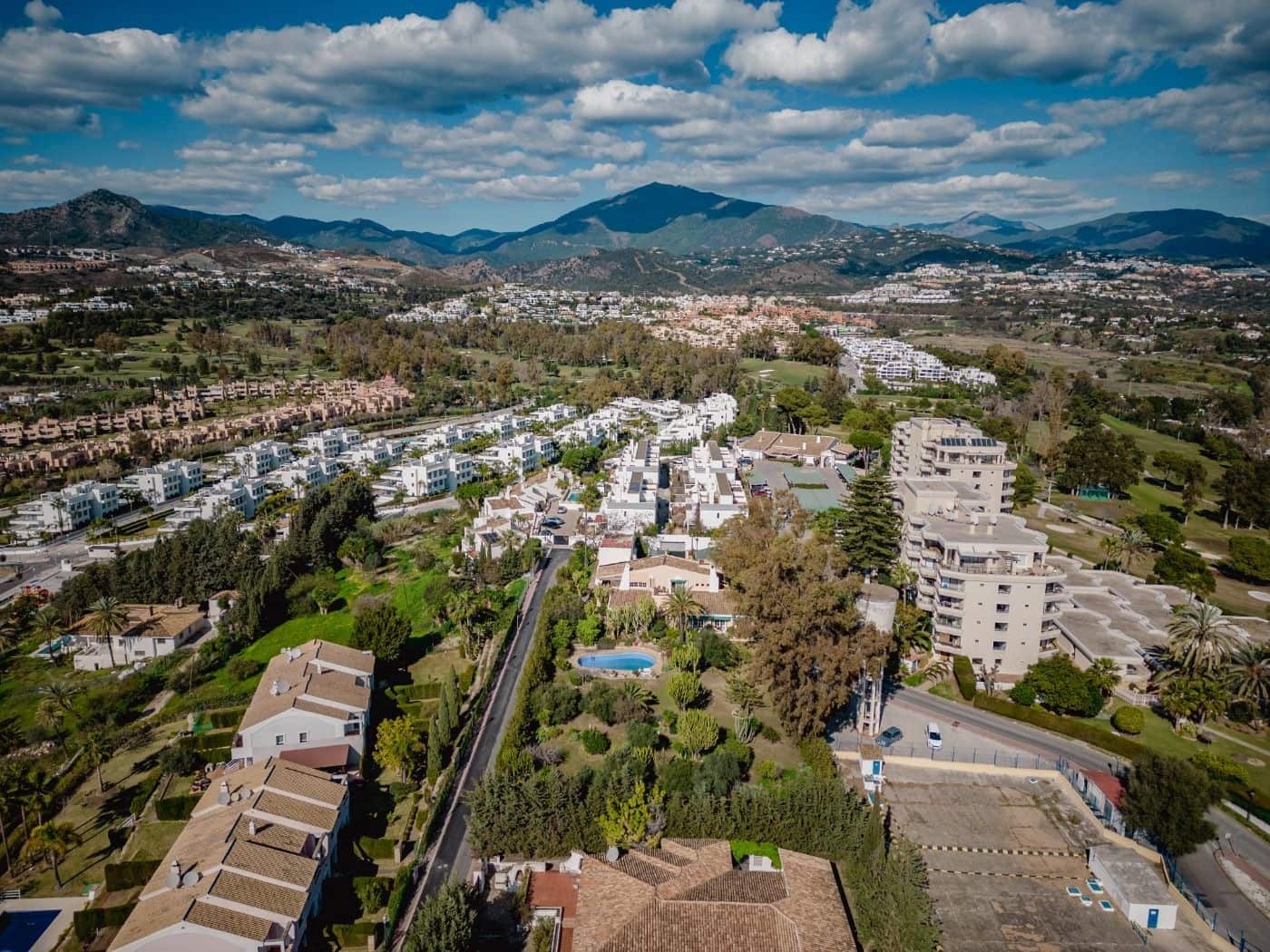 7 chambre Villa/Maison à vendre à Estepona avec piscine garage - 2 650 000 € (Ref: 9046235)