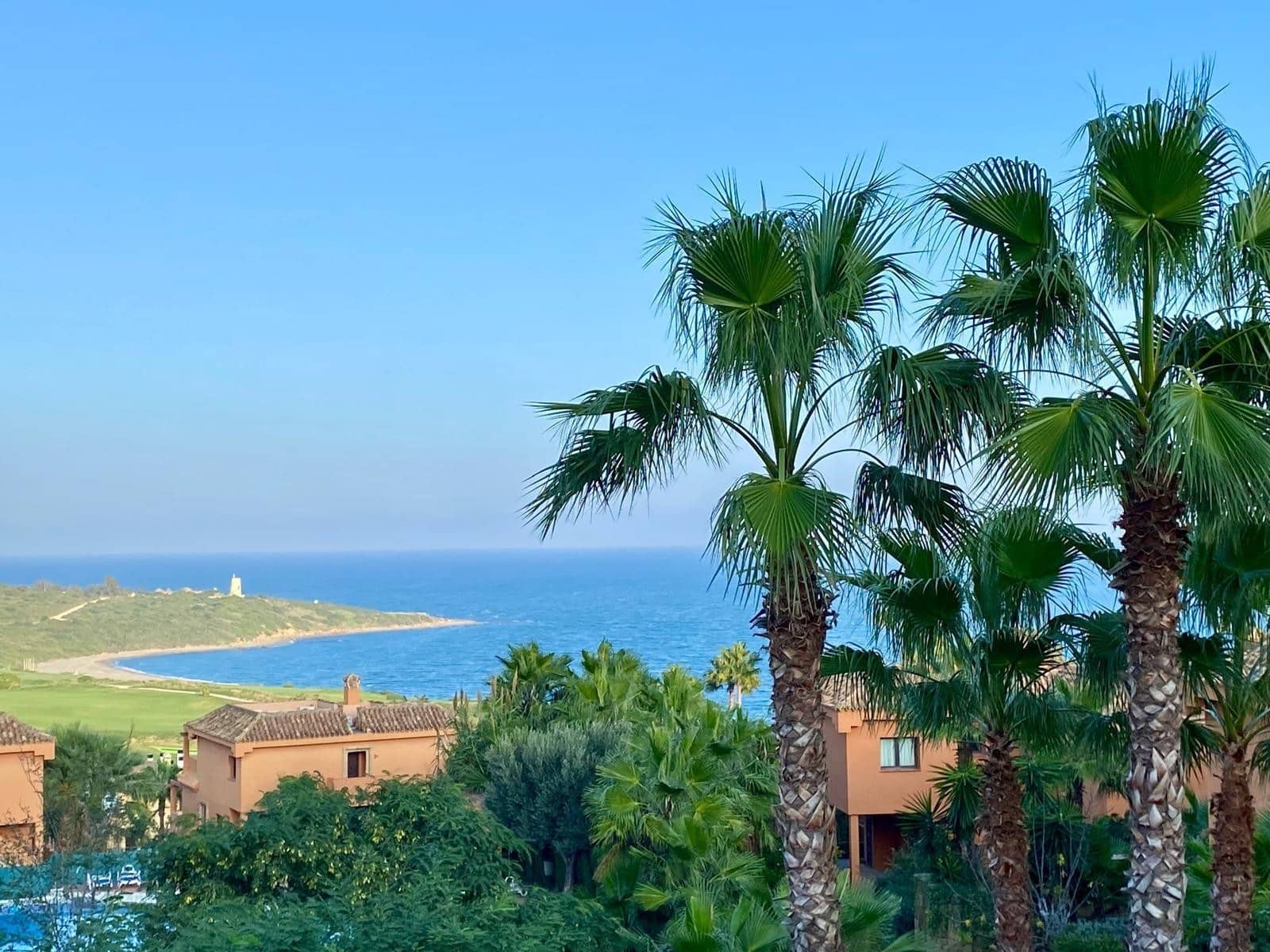 5 camera da letto Villa in vendita in La Alcaidesa con piscina garage - 759.000 € (Rif: 9046240)