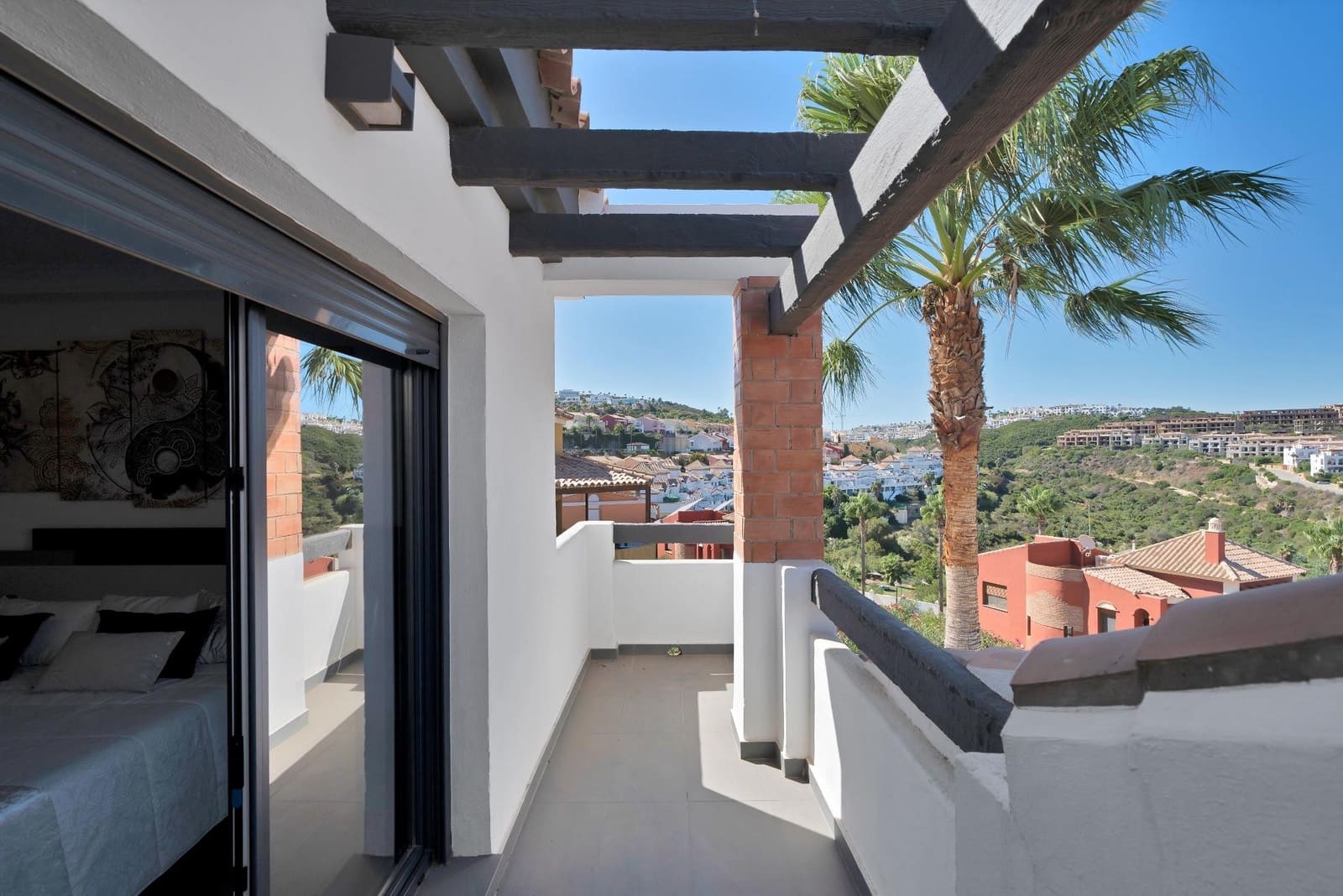 5 camera da letto Villa in vendita in La Alcaidesa con piscina garage - 759.000 € (Rif: 9046240)