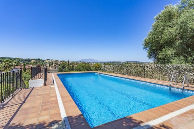 5 soveværelse Villa til salg i Sotogrande, San Roque med swimmingpool garage - € 1.550.000 (Ref: 9123803)