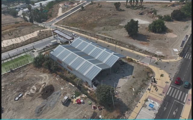Bouwgrond te koop in New Golden Mile, Estepona - € 1.460.000 (Ref: 9187682)