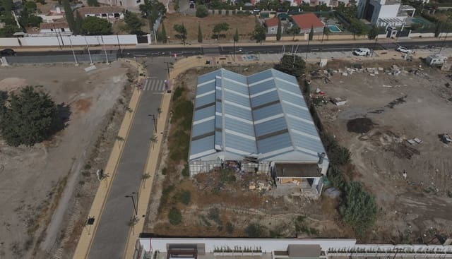 Bouwgrond te koop in New Golden Mile, Estepona - € 1.460.000 (Ref: 9187682)