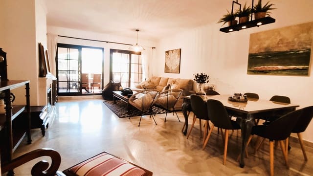 5 bedroom Apartment for rent in Estepona with pool garage - € 2,500 (Ref: 9245603)