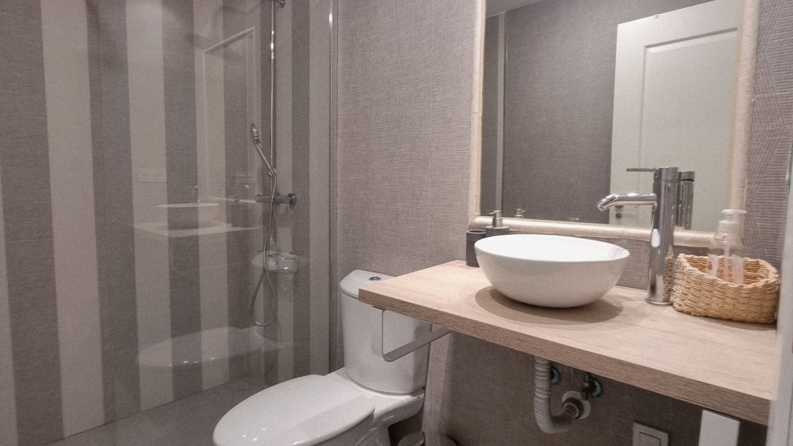 5 sovrum Lägenhet att hyra i Estepona med pool garage - 2 500 € (Ref: 9245603)