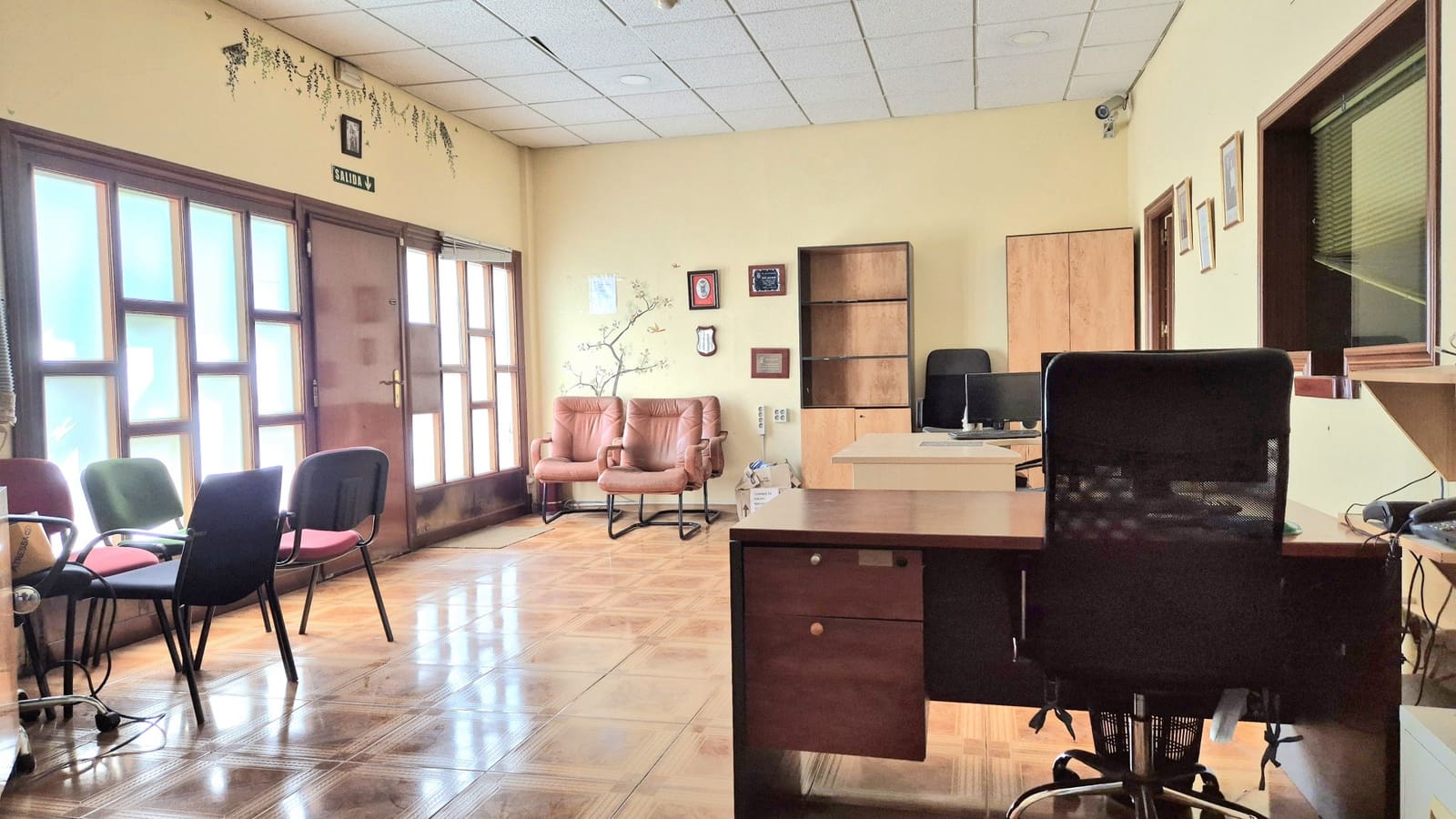 Commercieel te koop in Marbella met garage - € 265.000 (Ref: 9314526)