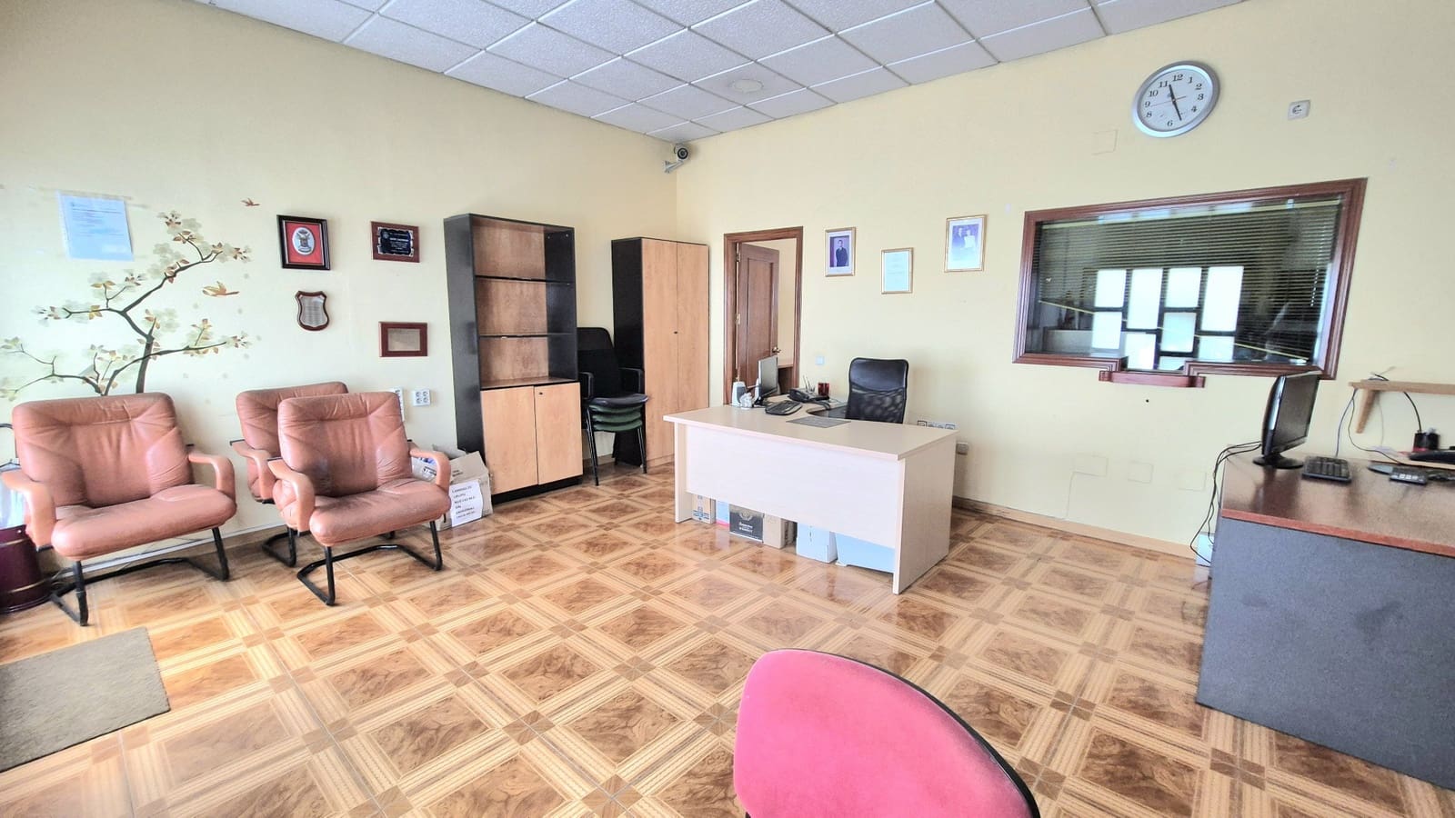 Commercieel te koop in Marbella met garage - € 265.000 (Ref: 9314526)