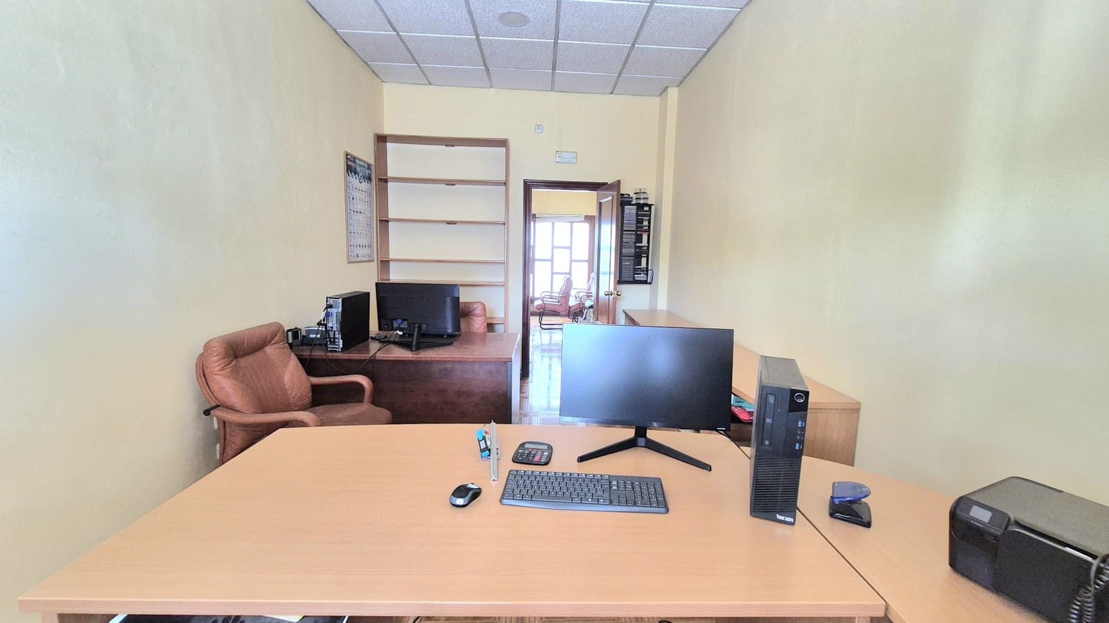 Commercieel te koop in Marbella met garage - € 265.000 (Ref: 9314526)