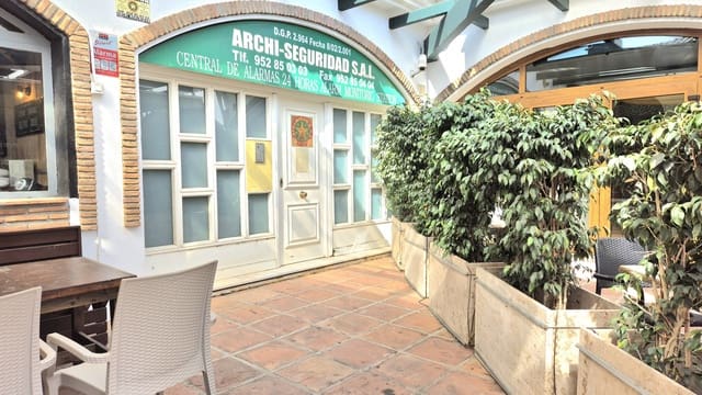 Erhverv til salg i Marbella med garage - € 265.000 (Ref: 9314526)