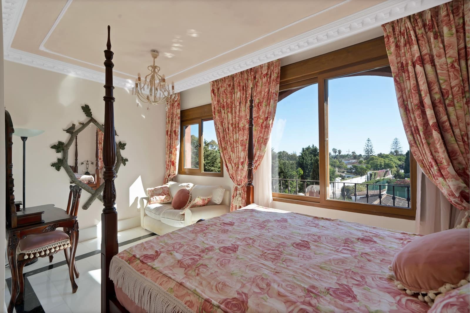 5 soveværelse Lejlighed til salg i Guadalmina med swimmingpool garage - € 2.295.000 (Ref: 9378327)