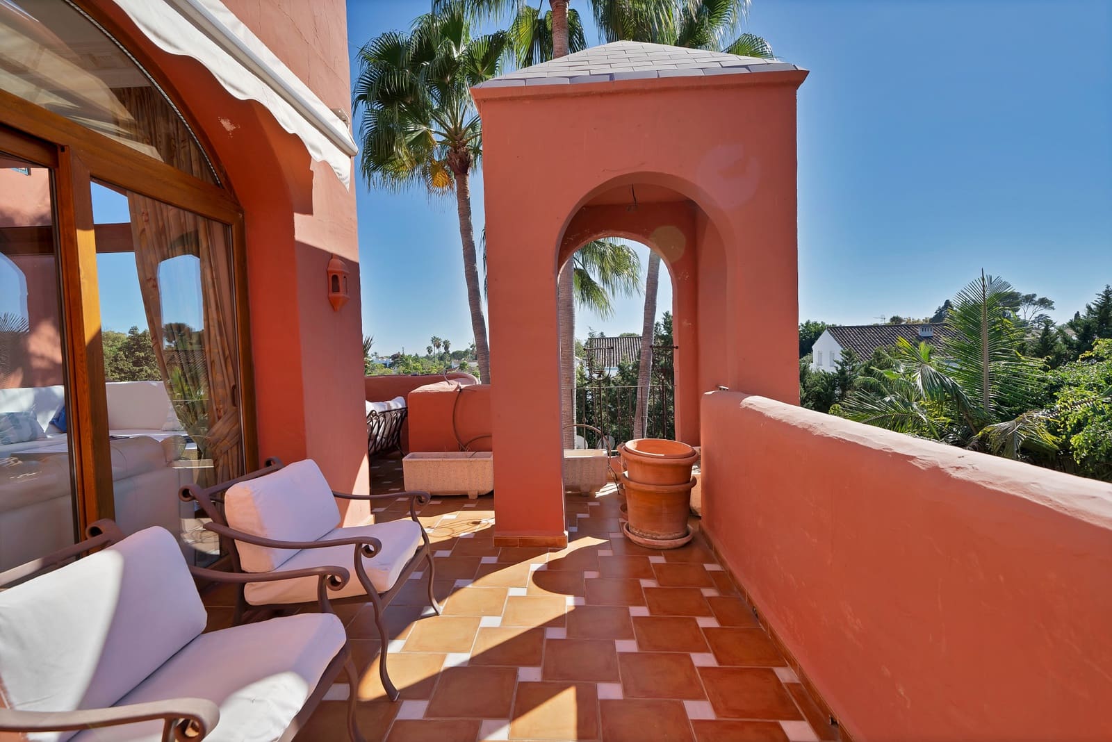 5 bedroom Apartment for sale in Guadalmina with pool garage - € 2,295,000 (Ref: 9378327)