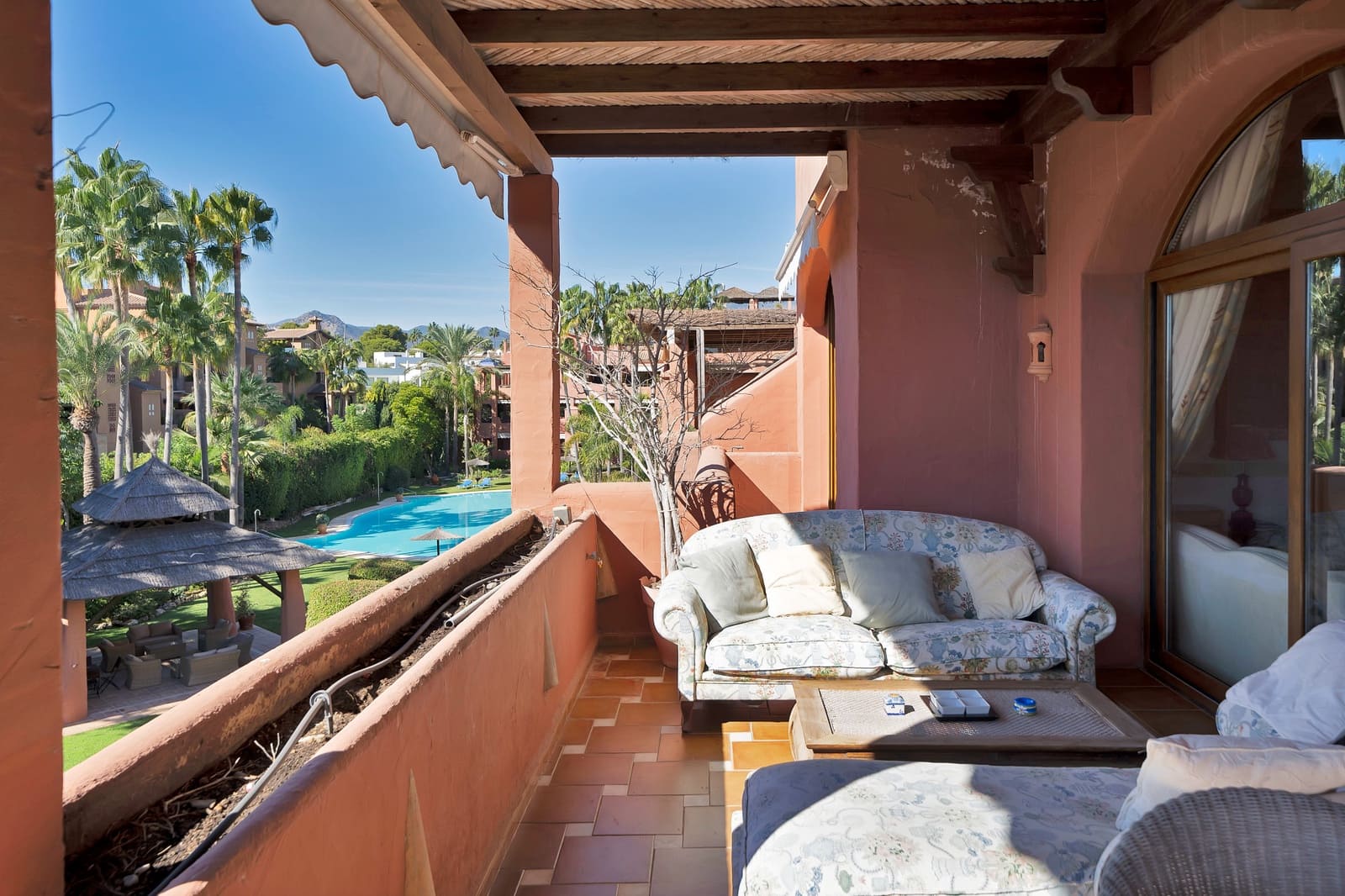 5 bedroom Apartment for sale in Guadalmina with pool garage - € 2,295,000 (Ref: 9378327)