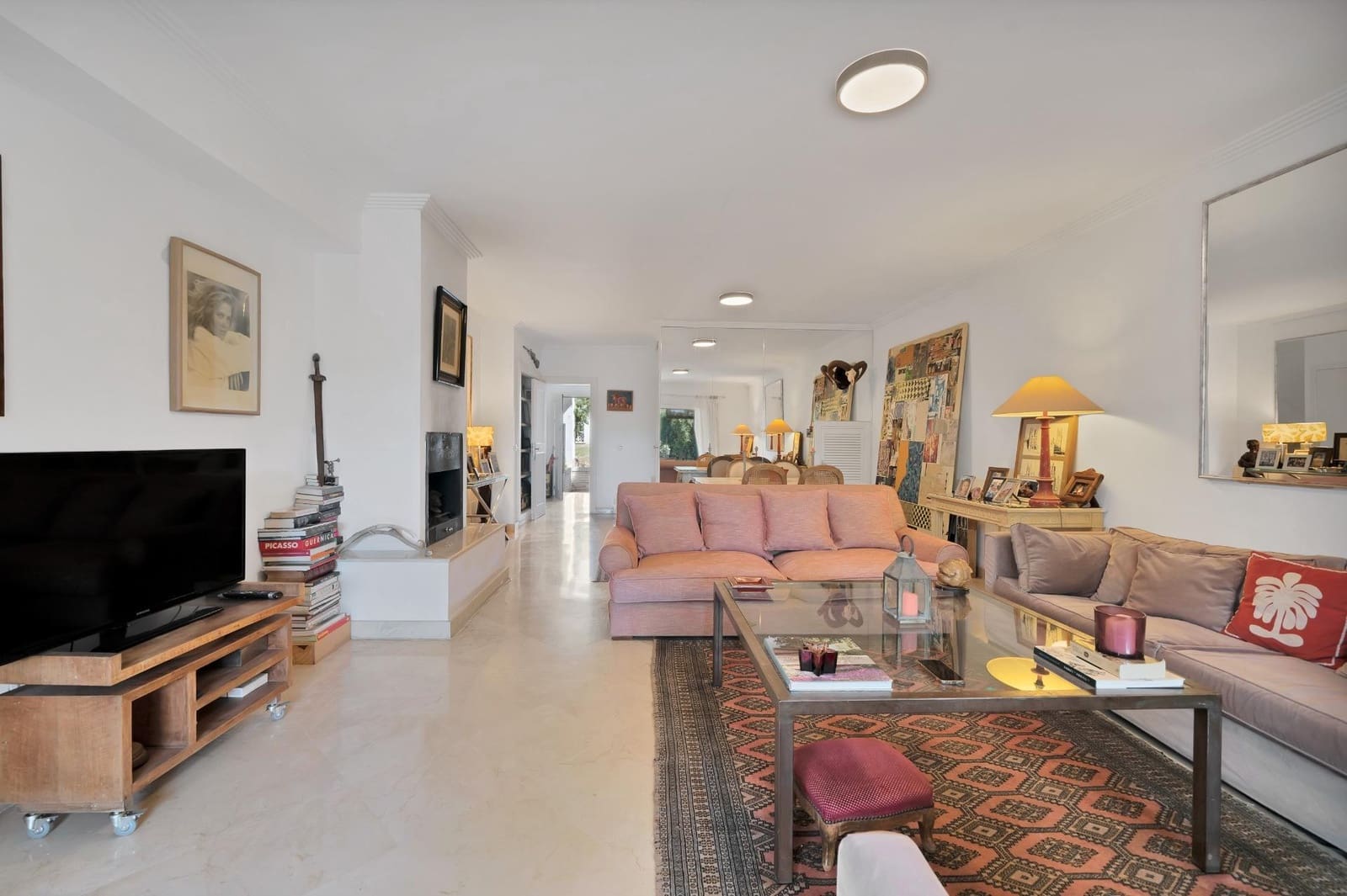 4 sovrum Semi-fristående Villa till salu i Marbella med pool - 840 000 € (Ref: 9379978)