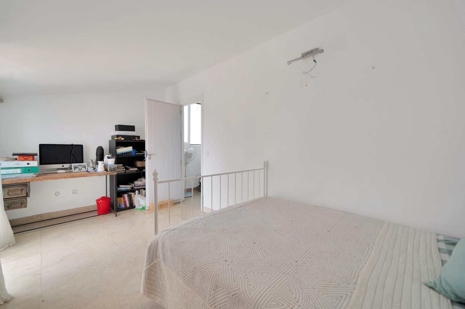 4 sovrum Semi-fristående Villa till salu i Marbella med pool - 840 000 € (Ref: 9379978)