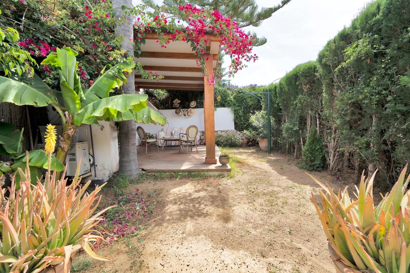 4 sovrum Semi-fristående Villa till salu i Marbella med pool - 840 000 € (Ref: 9379978)