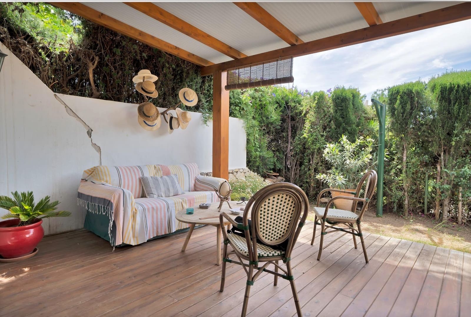 4 sovrum Semi-fristående Villa till salu i Marbella med pool - 840 000 € (Ref: 9379978)