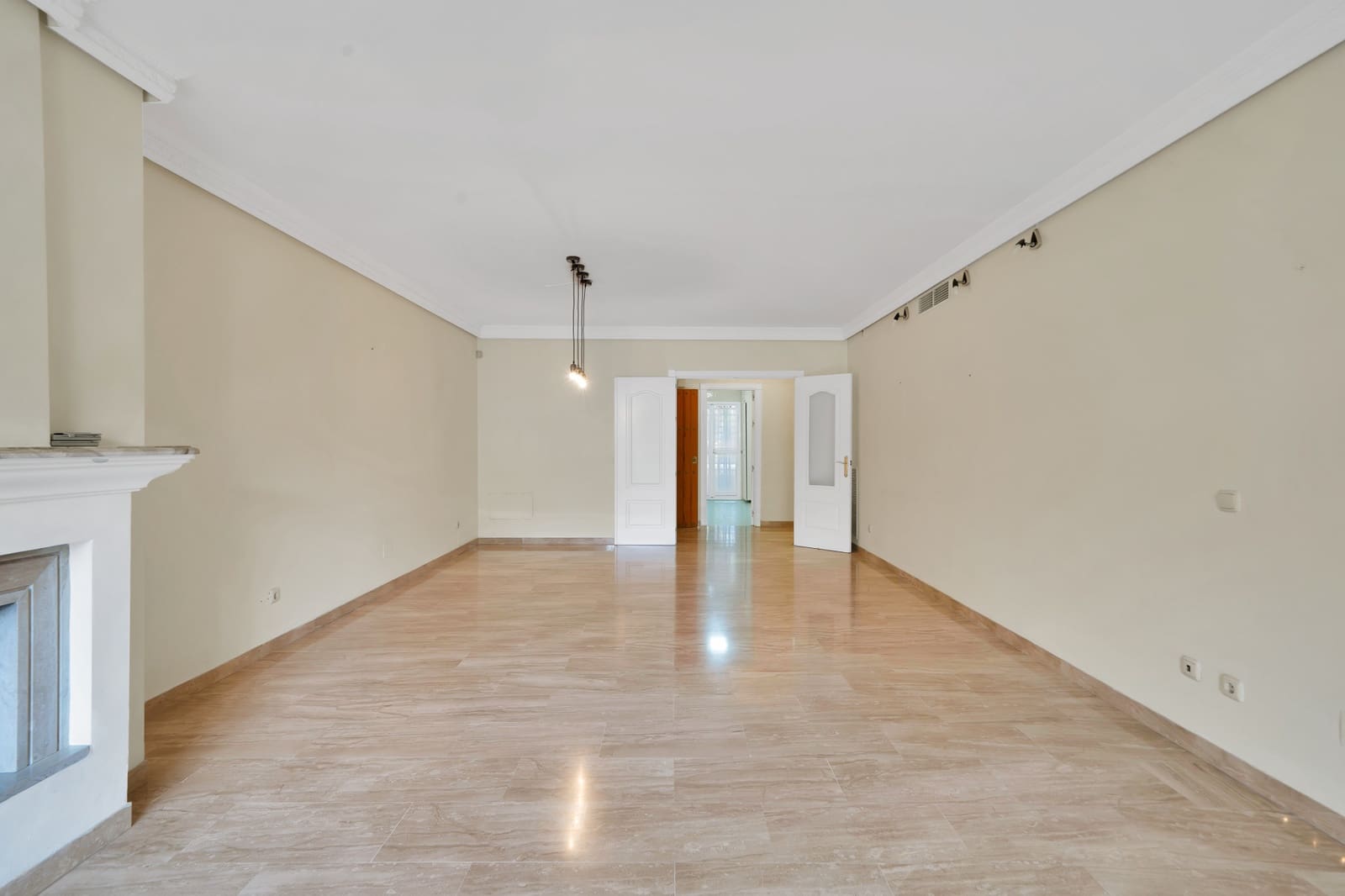 Apartamento de 2 habitaciones en Guadalmina en venta con piscina garaje - 550.000 € (Ref: 9379979)