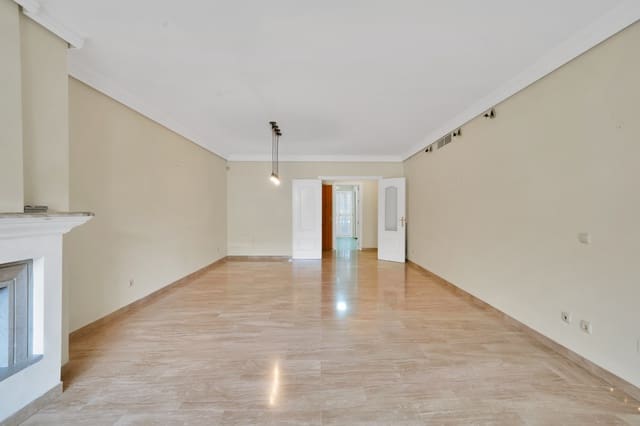 2 quarto Apartamento para venda em Guadalmina Baja, Marbella com piscina garagem - 550 000 € (Ref: 9379979)
