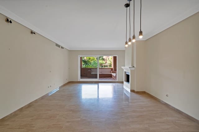 2 quarto Apartamento para venda em Guadalmina Baja, Marbella com piscina garagem - 550 000 € (Ref: 9379979)