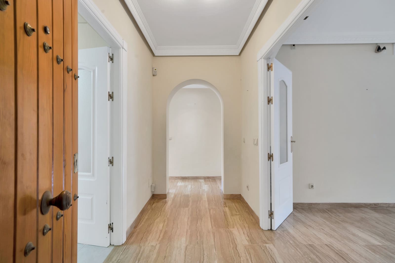 Apartamento de 2 habitaciones en Guadalmina en venta con piscina garaje - 550.000 € (Ref: 9379979)