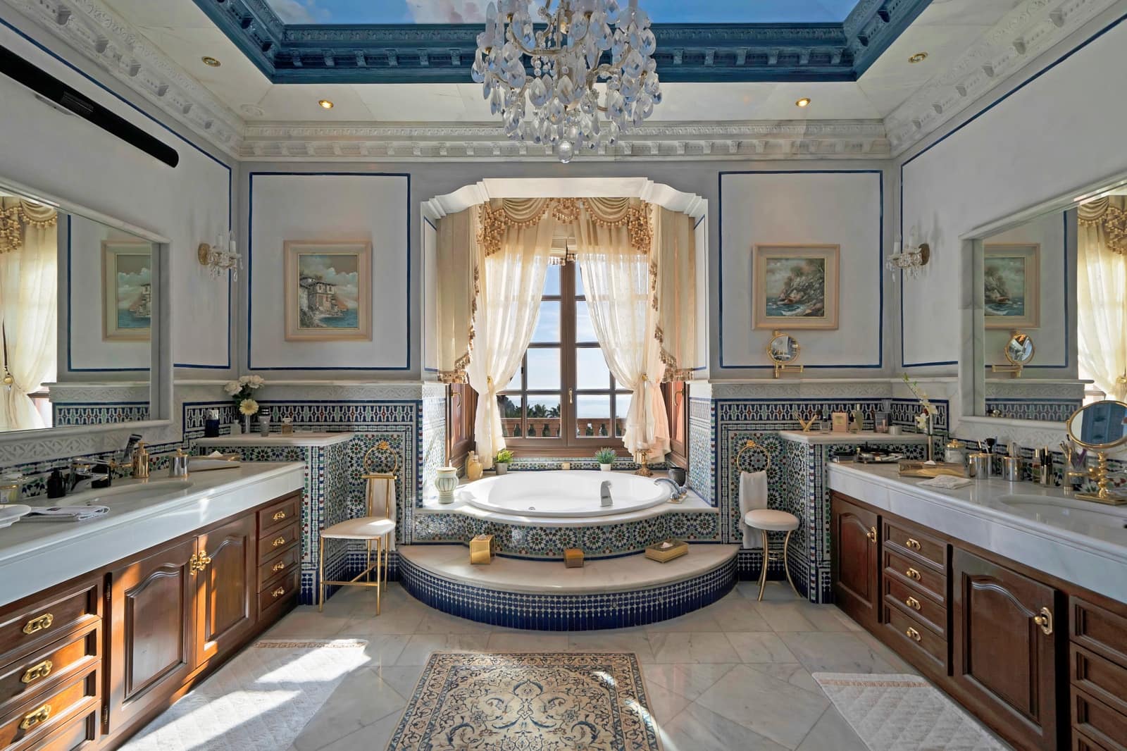 Chalet de 6 habitaciones en Marbella en venta con piscina garaje - 15.000.000 € (Ref: 9452491)