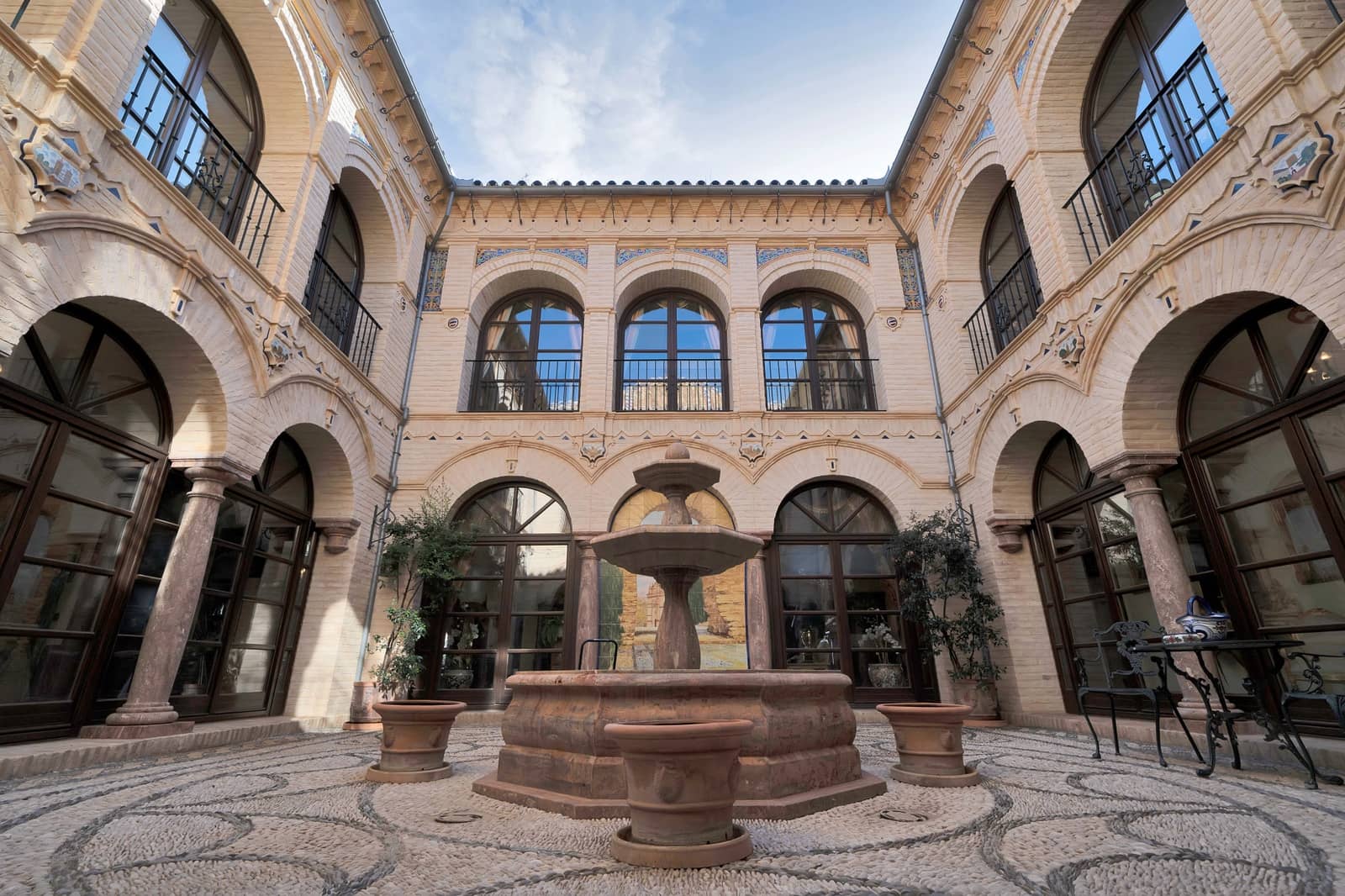 Chalet de 6 habitaciones en Marbella en venta con piscina garaje - 15.000.000 € (Ref: 9452491)