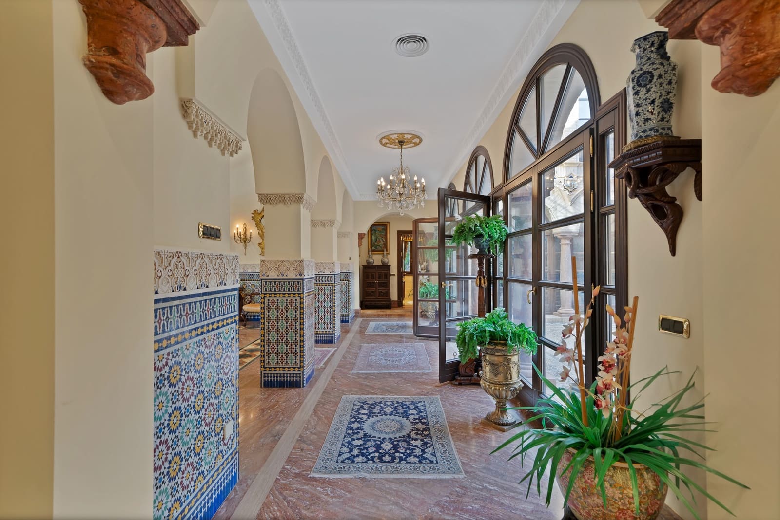 Chalet de 6 habitaciones en Marbella en venta con piscina garaje - 15.000.000 € (Ref: 9452491)