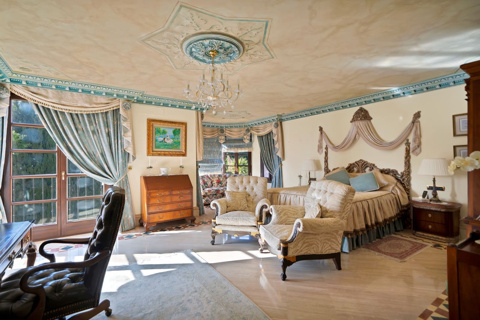 Chalet de 6 habitaciones en Marbella en venta con piscina garaje - 15.000.000 € (Ref: 9452491)