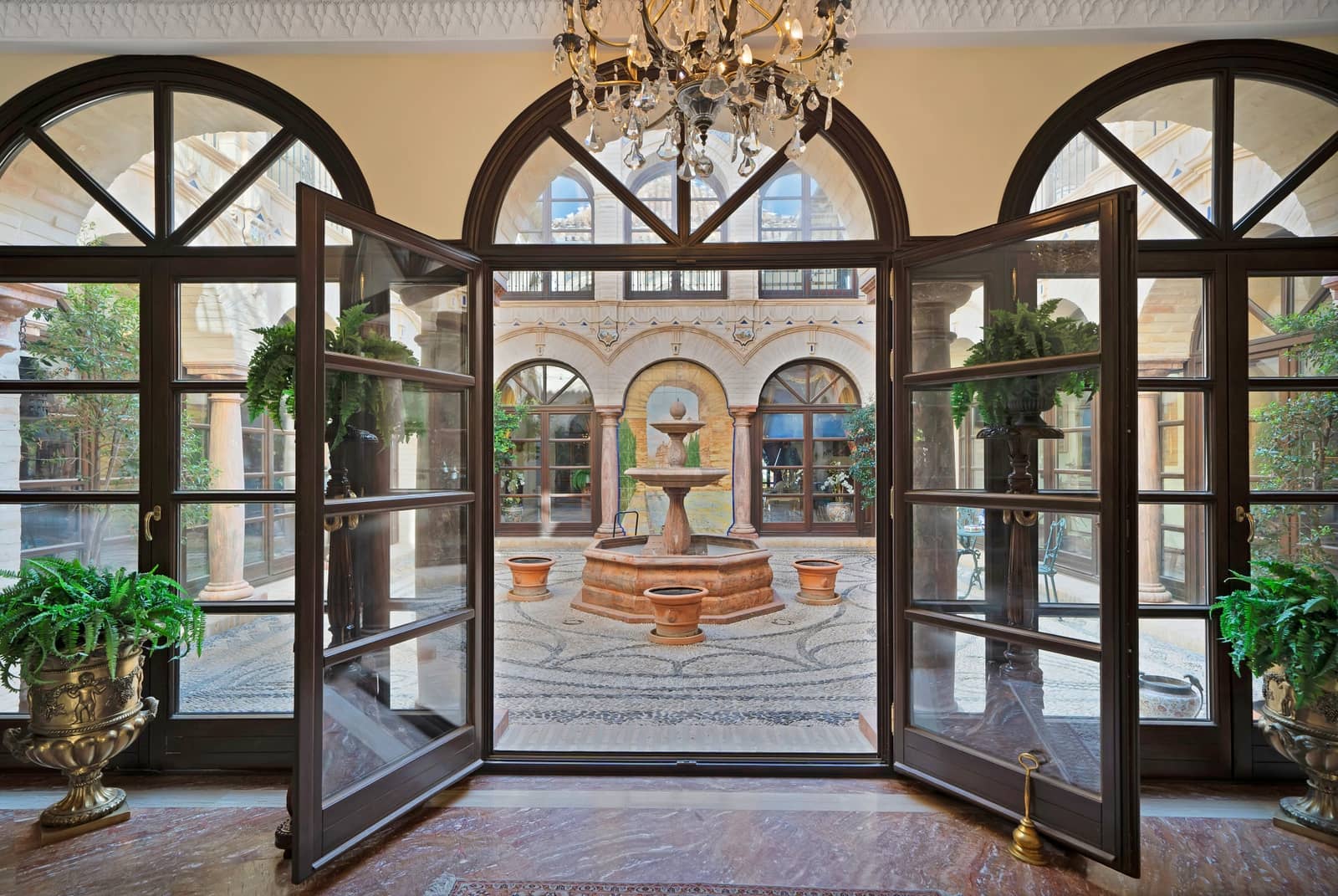 Chalet de 6 habitaciones en Marbella en venta con piscina garaje - 15.000.000 € (Ref: 9452491)