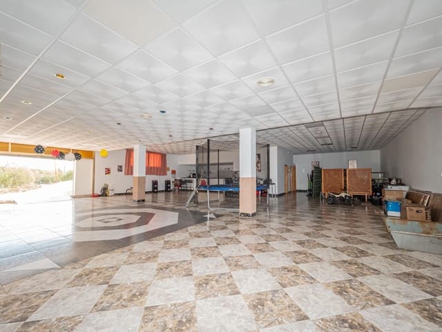 Komercyjne na sprzedaż w Alozaina z garażem - 165 000 € (Ref: 9523061)