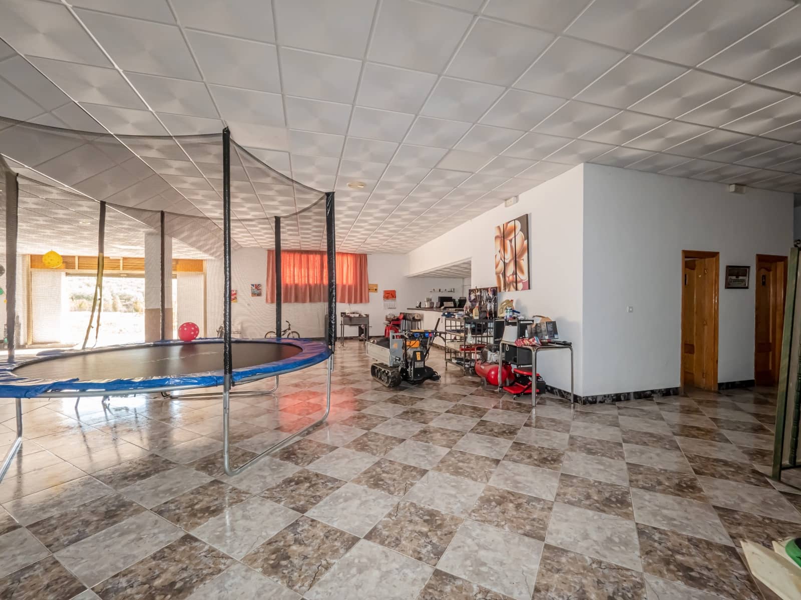 Komercyjne na sprzedaż w Alozaina z garażem - 370 000 € (Ref: 9523062)