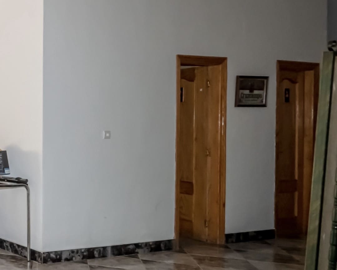 Commercial for sale in Alozaina with garage - € 165,000 (Ref: 9525497)