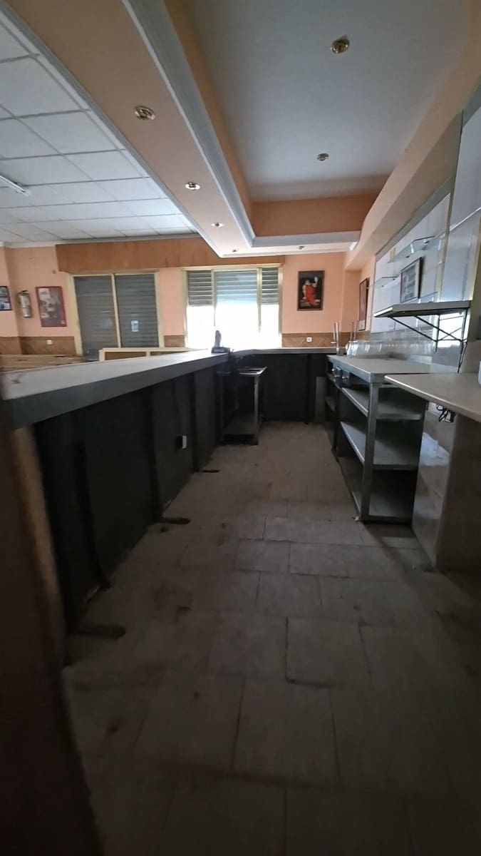 Local Commercial à vendre à Alozaina - 185 000 € (Ref: 9532913)