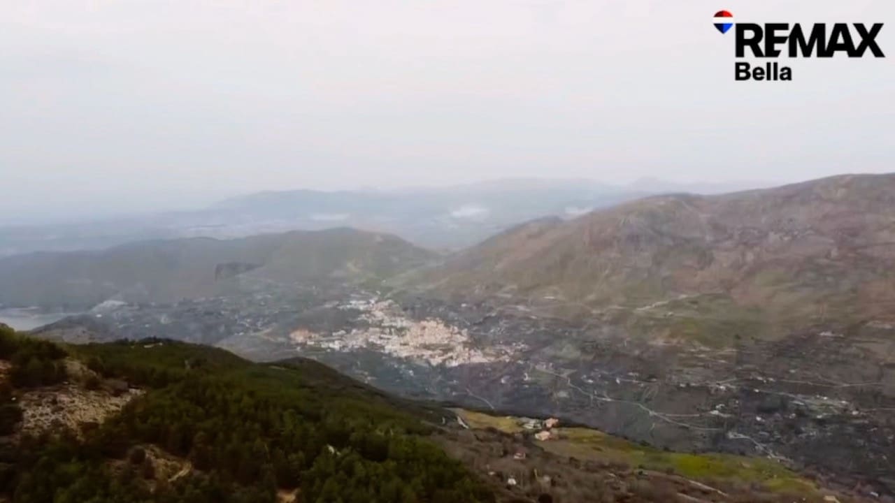 Terrain à Bâtir à vendre à Guejar Sierra - 890 000 € (Ref: 9665335)