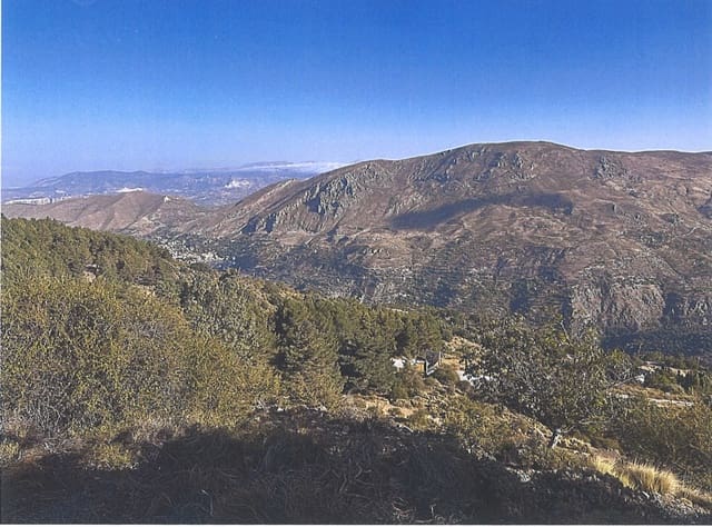 Działka budowlana na sprzedaż w Güéjar Sierra - 890 000 € (Ref: 9665335)