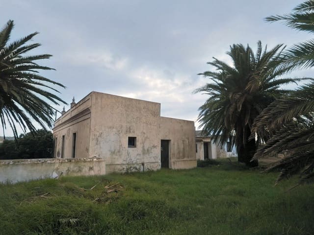 5 bedroom Finca/Country House for sale in Tarifa with pool garage - € 3,000,000 (Ref: 9771892)