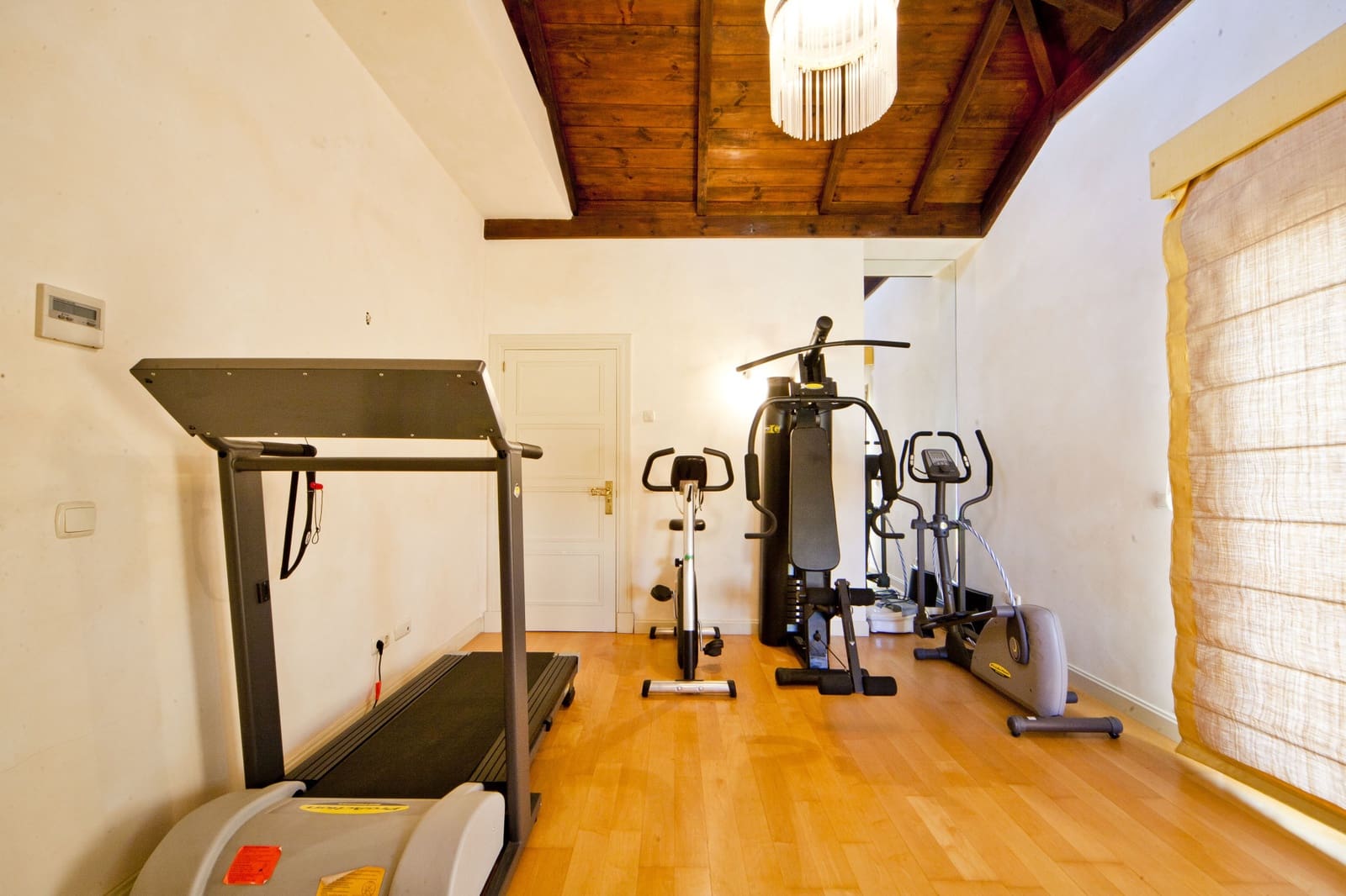 6 soveværelse Villa til salg i Nueva Andalucia med swimmingpool garage - € 7.500.000 (Ref: 9795540)