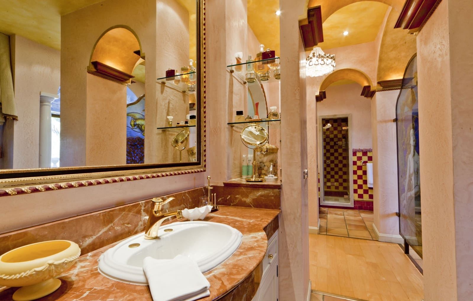 6 soveværelse Villa til salg i Nueva Andalucia med swimmingpool garage - € 7.500.000 (Ref: 9795540)